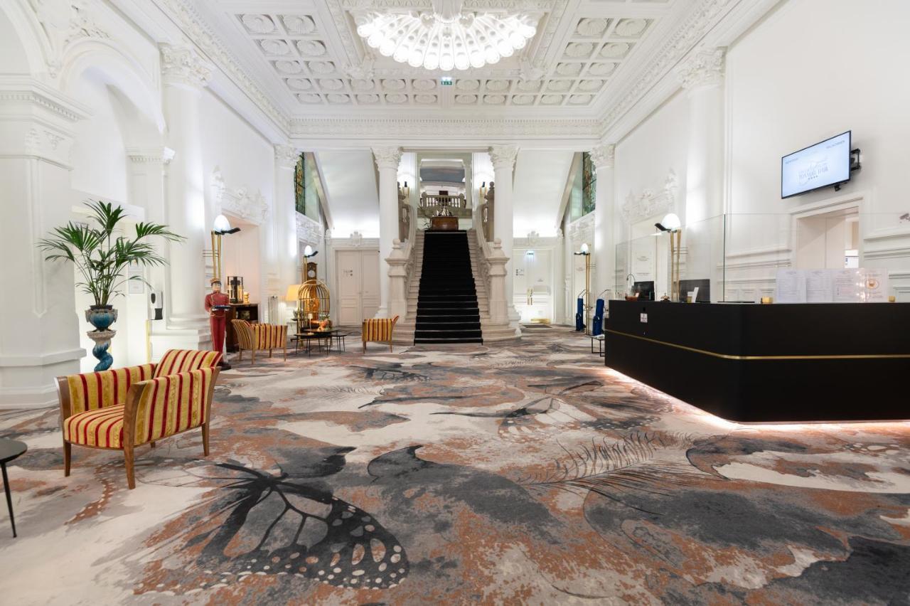 Grand Hotel Du Tonneau D'Or Belfort Bagian luar foto