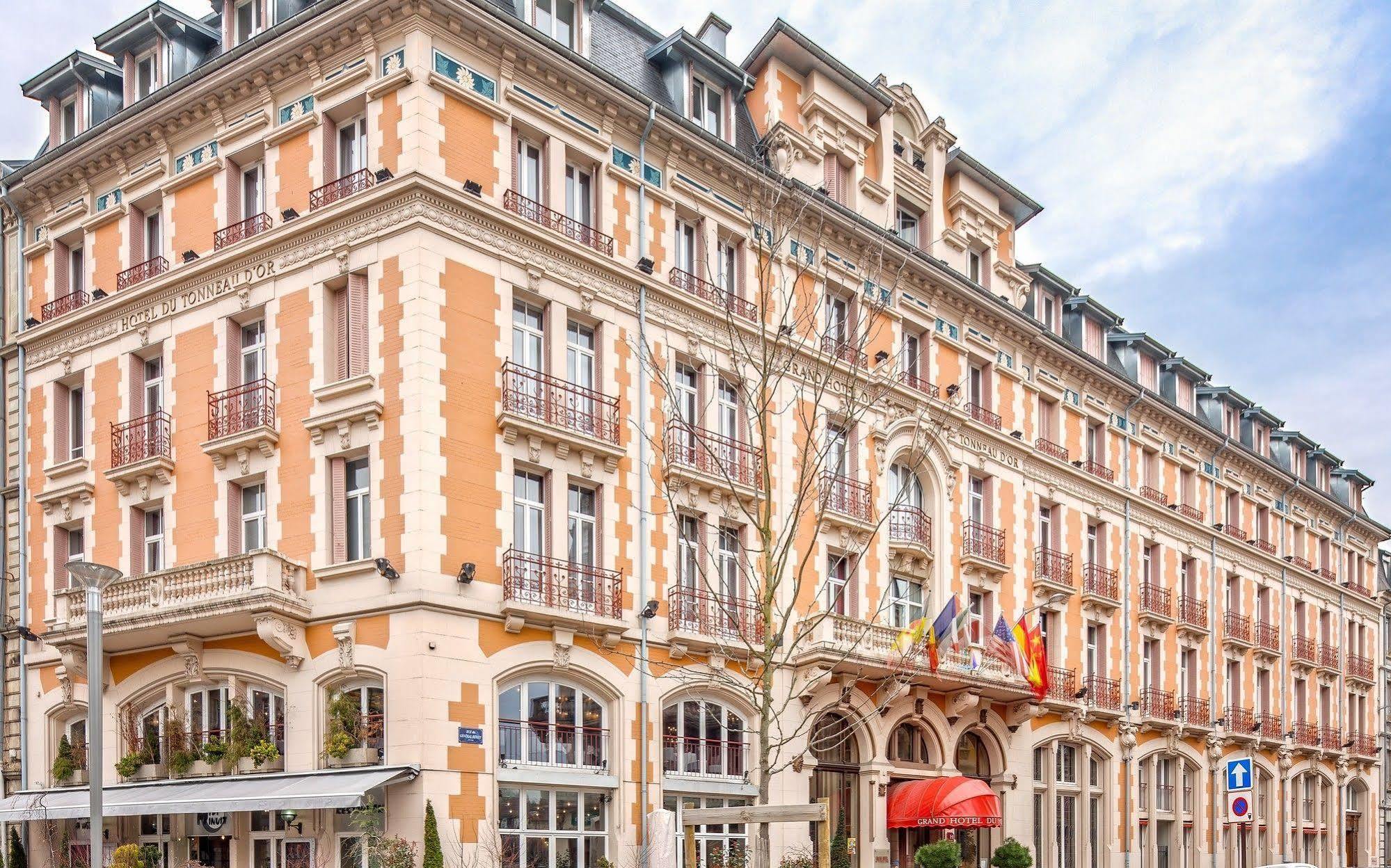 Grand Hotel Du Tonneau D'Or Belfort Bagian luar foto
